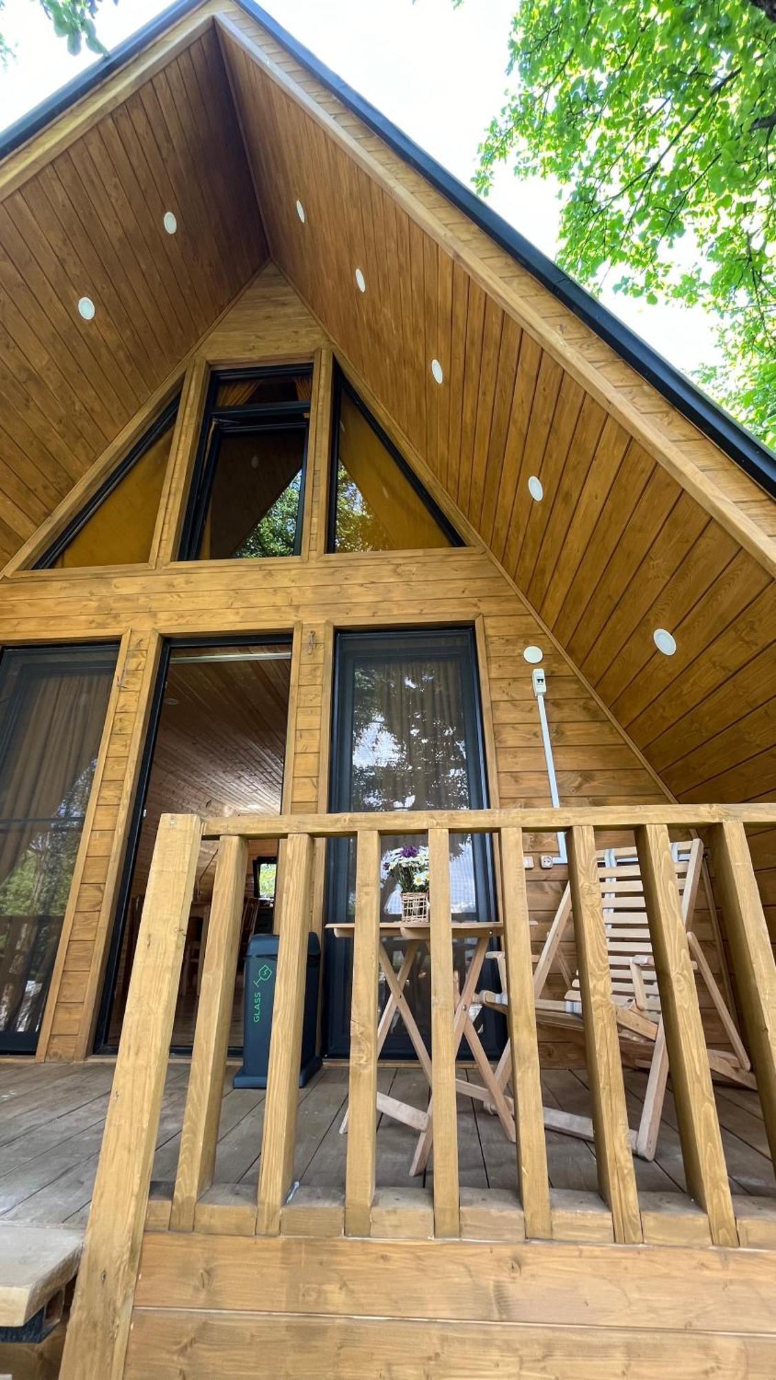 Garden House ميستيا المظهر الخارجي الصورة